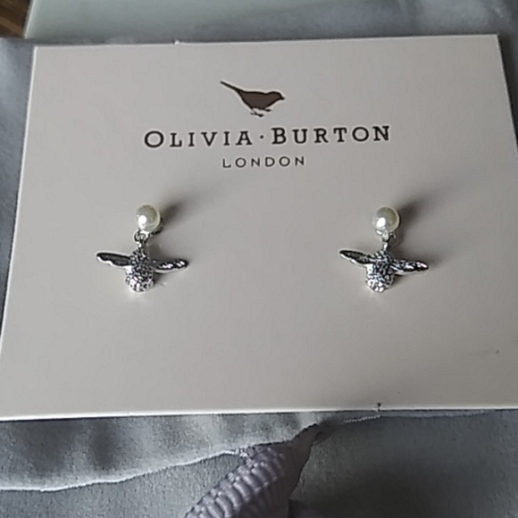 OLIVIA BURTON Jewelry - Olivia Burton Pearl Bee 🐝 Silver Earrings